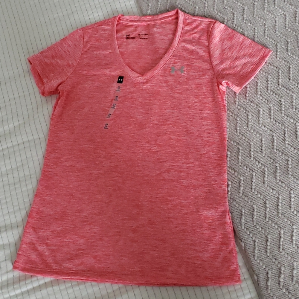 💞Under Armour Short Sleeve T Shirt💛